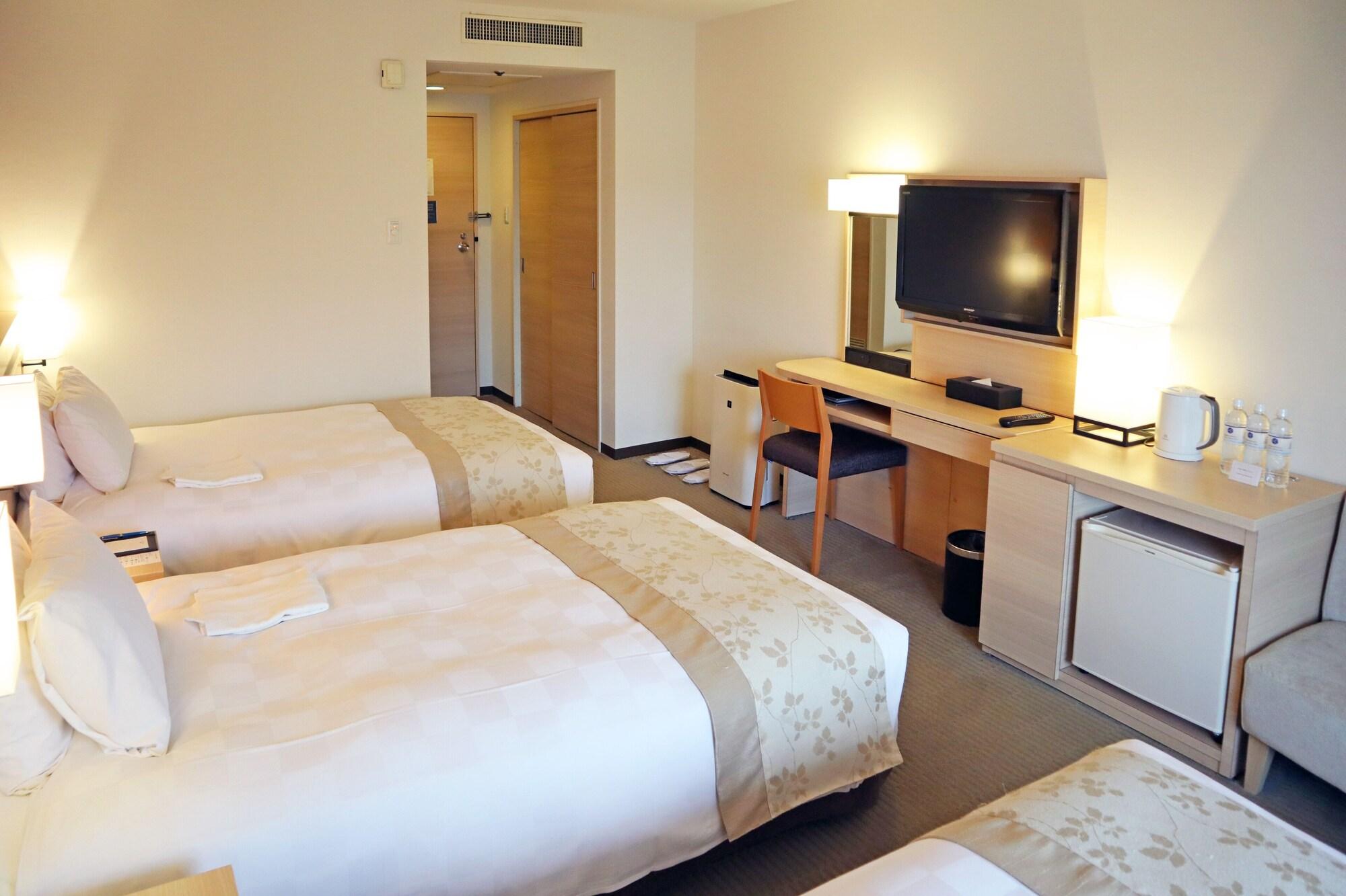Karasuma Kyoto Hotel Экстерьер фото